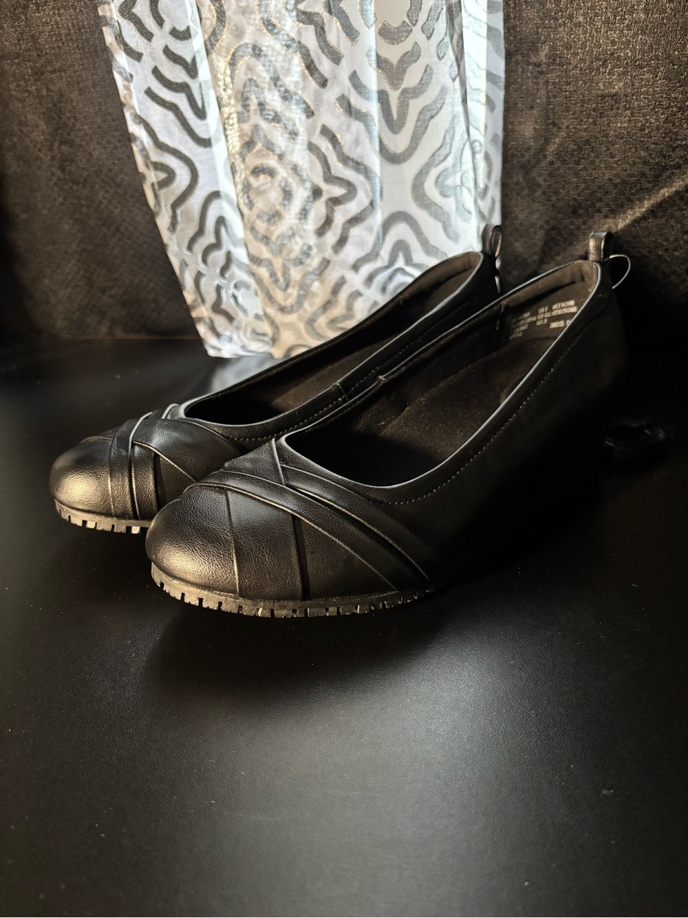 Classic Black Women's Ballet Flats - Comfortable Everyday Heels